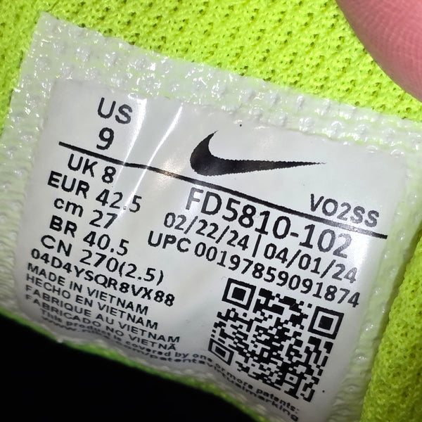 Nike Air Max 90 Gore-Tex Volt maat 42,5