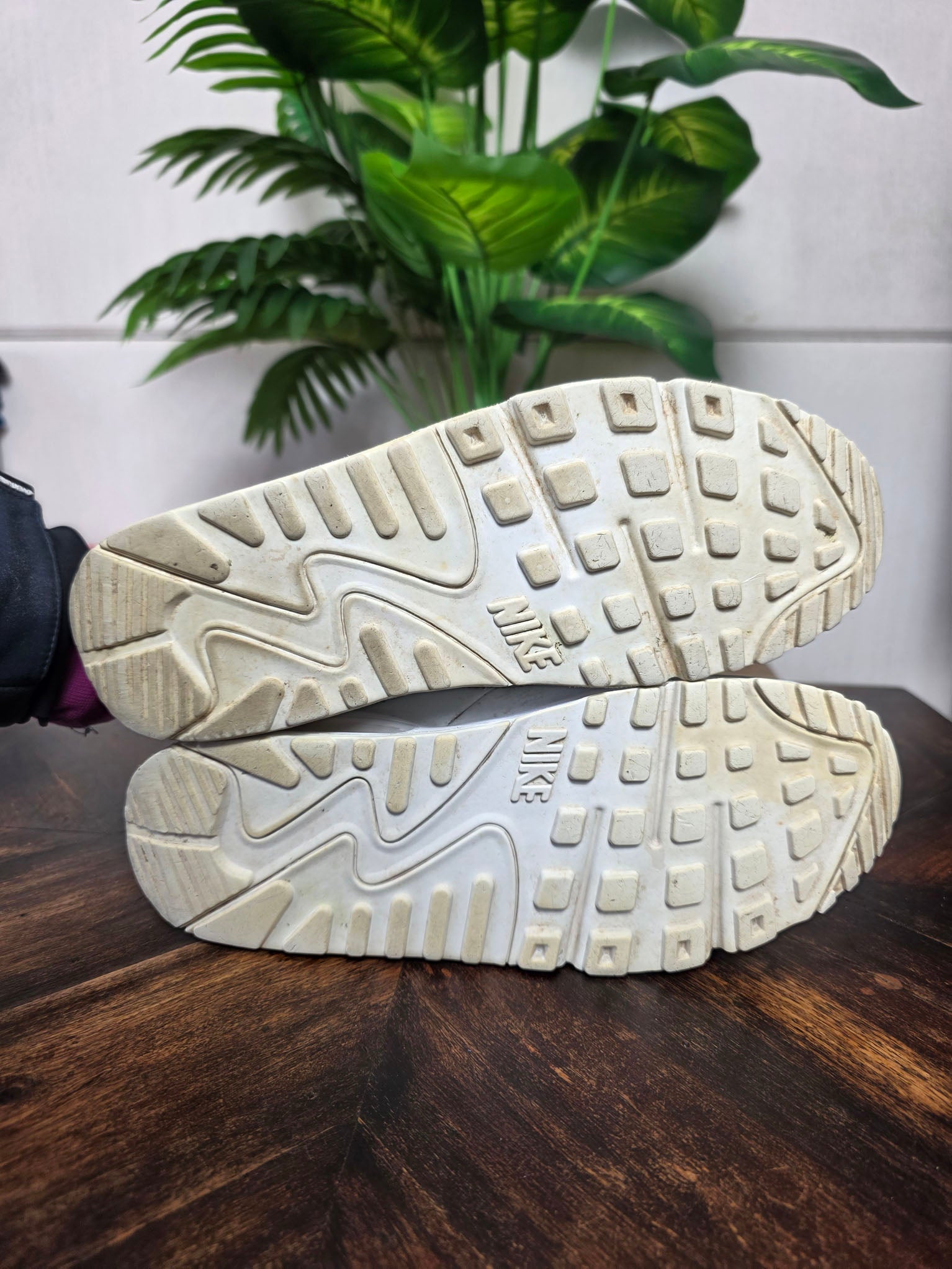 Nike Air Max 90 Summit White maat 39
