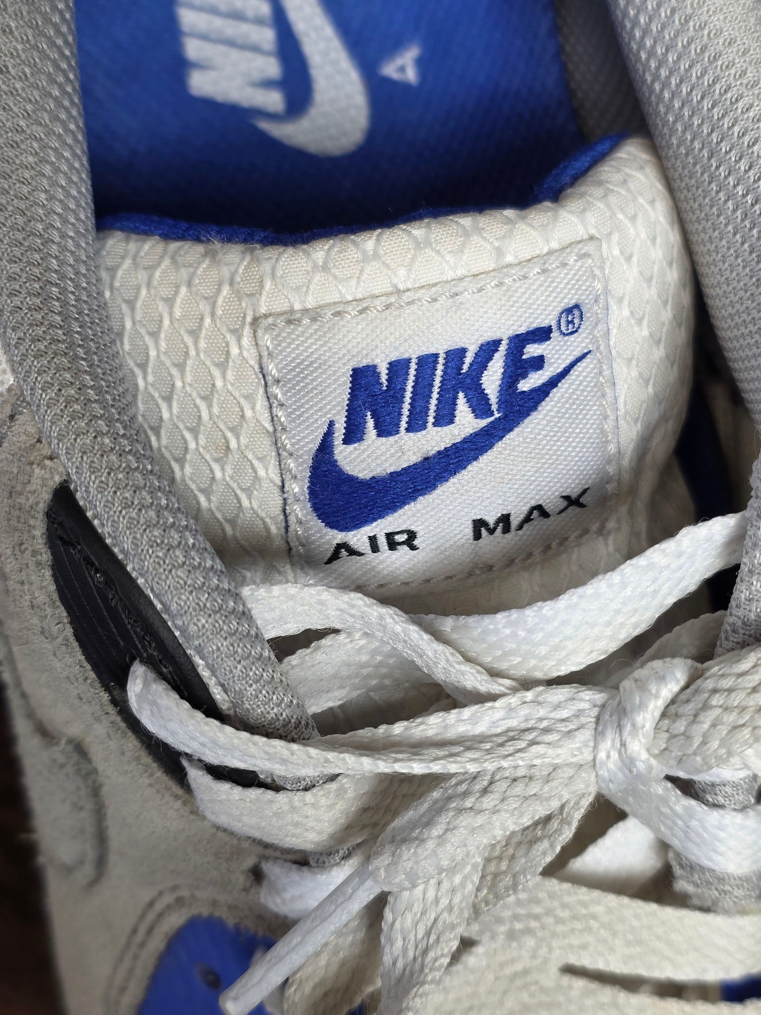 Nike Air Max 90 Hyper Royal maat 44
