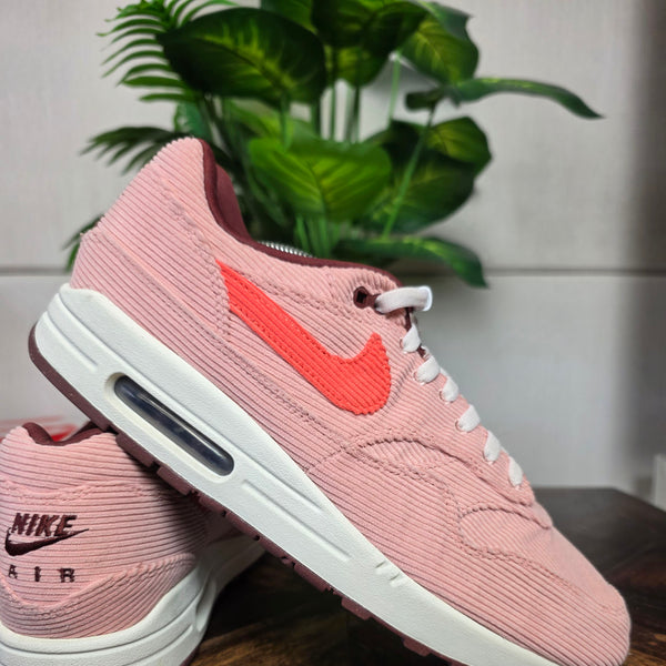 Nike Air Max 1 Coral Stardust Corduroy maat 45