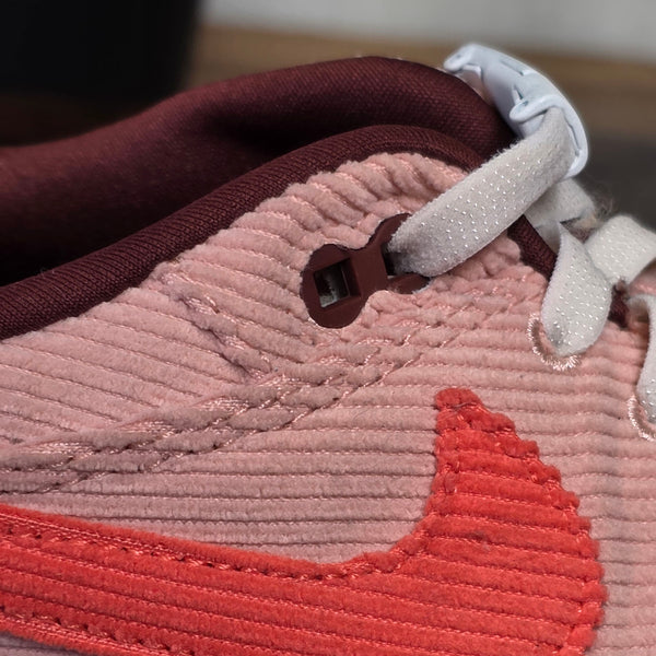 Nike Air Max 1 Coral Stardust Corduroy maat 45