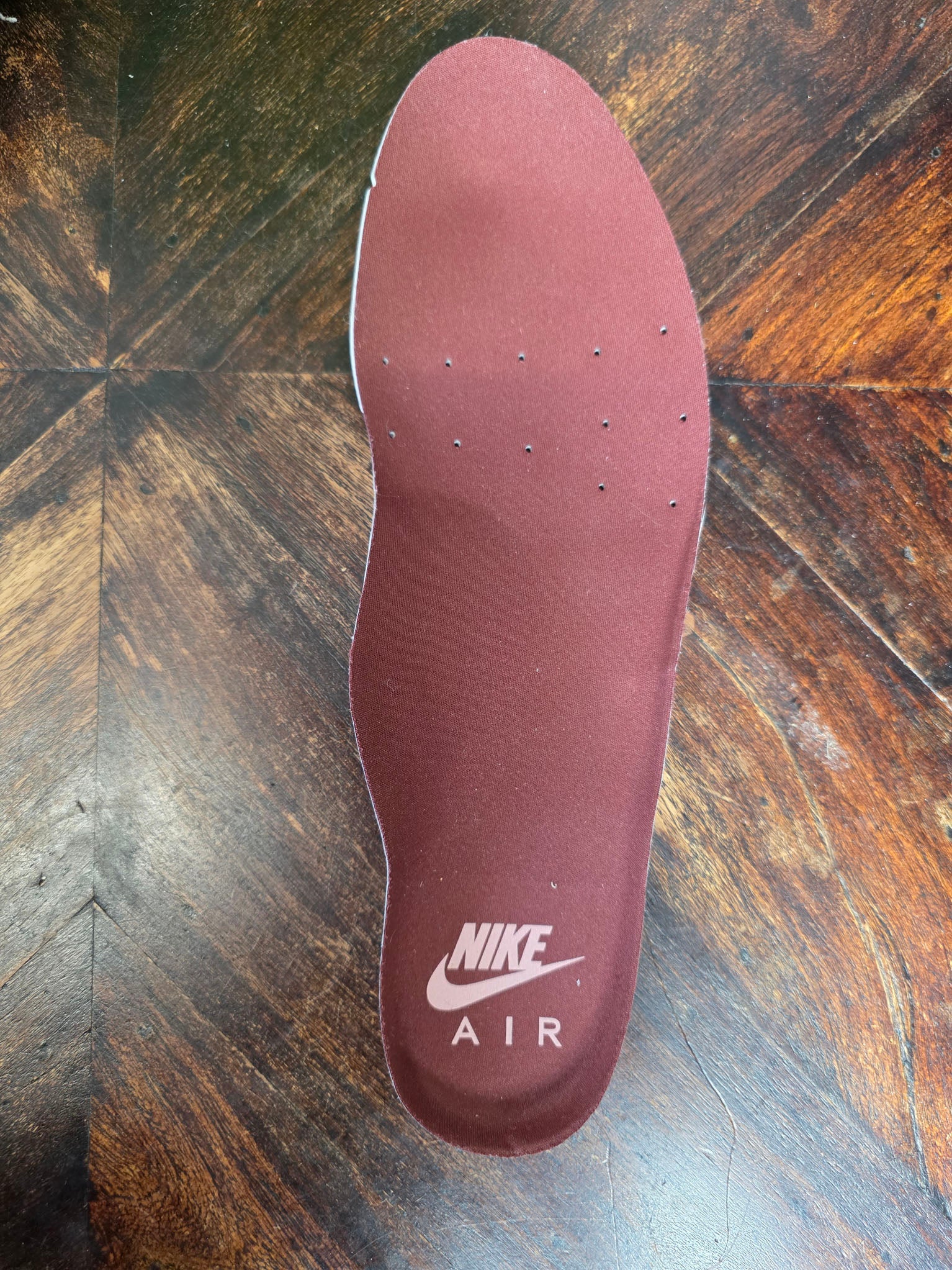 Nike Air Max 1 Coral Stardust Corduroy maat 45