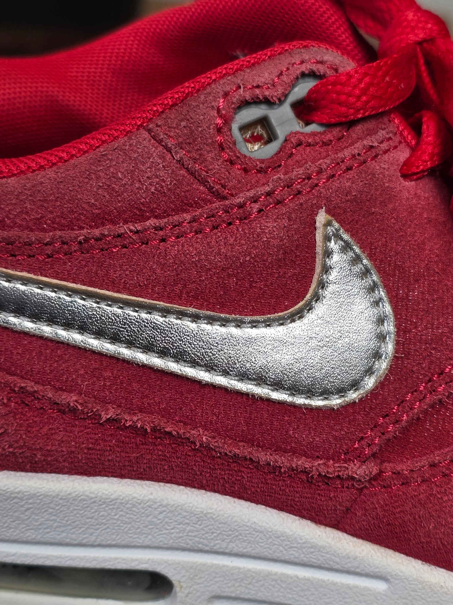 Nike Air Max 1 Hyper Red maat 40,5