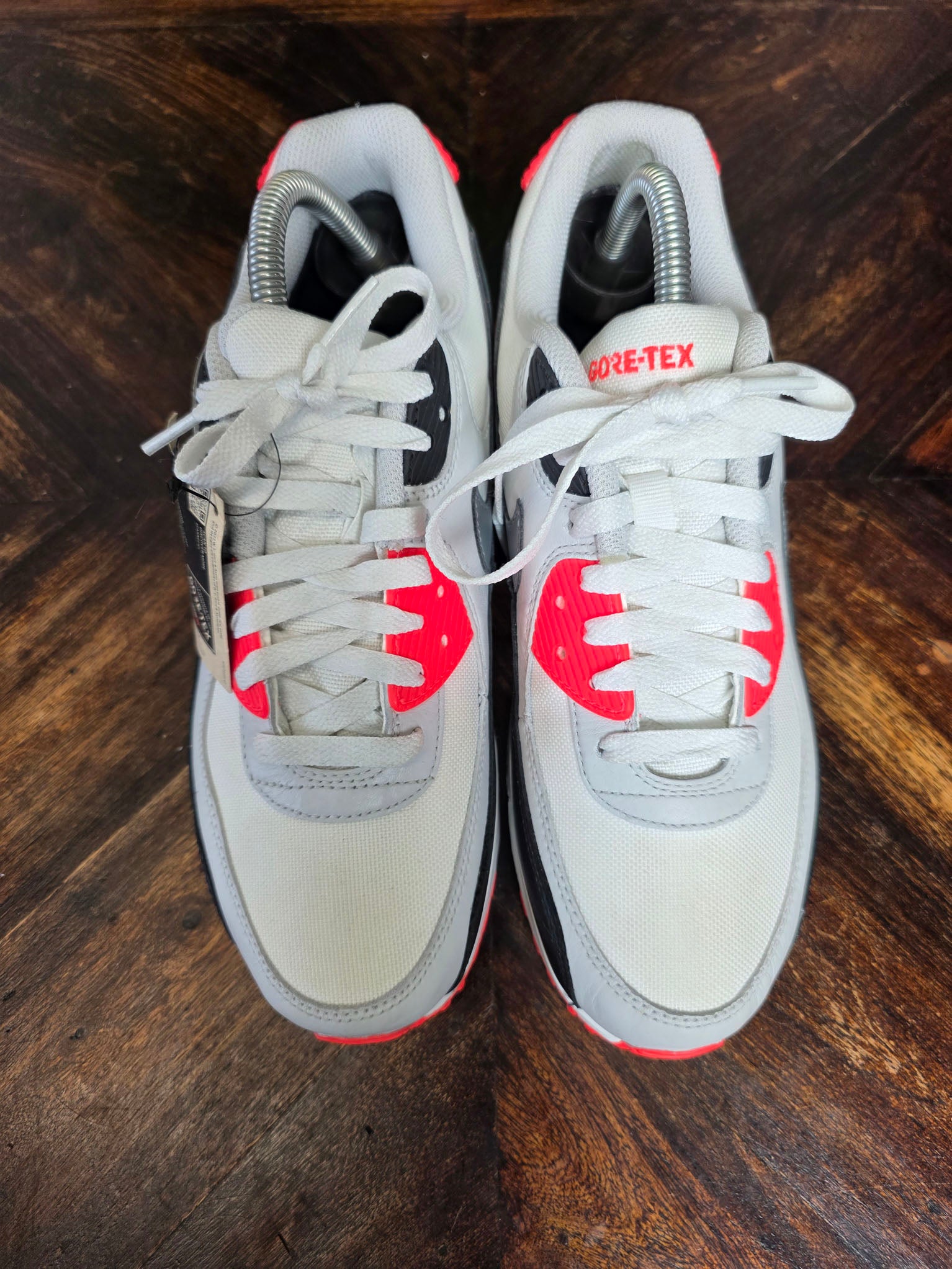 Nike Air Max 90 GoreTex Infrared maat 40