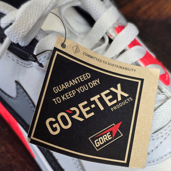 Nike Air Max 90 GoreTex Infrared maat 40