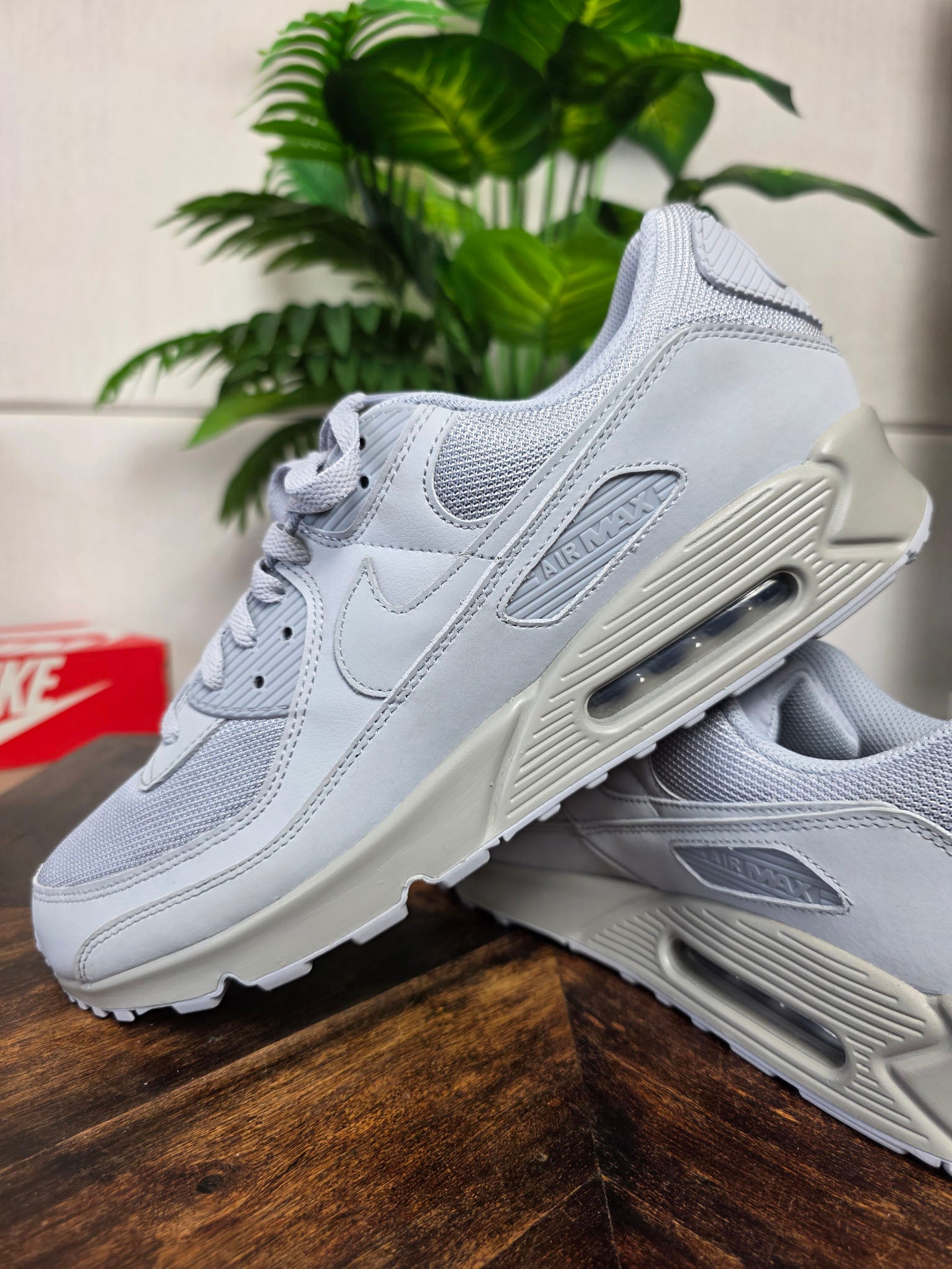 Nike Air Max 90 Triple Wolf Grey maat 48,5
