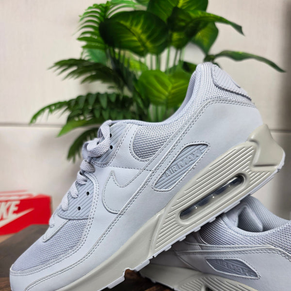 Nike Air Max 90 Triple Wolf Grey maat 48,5
