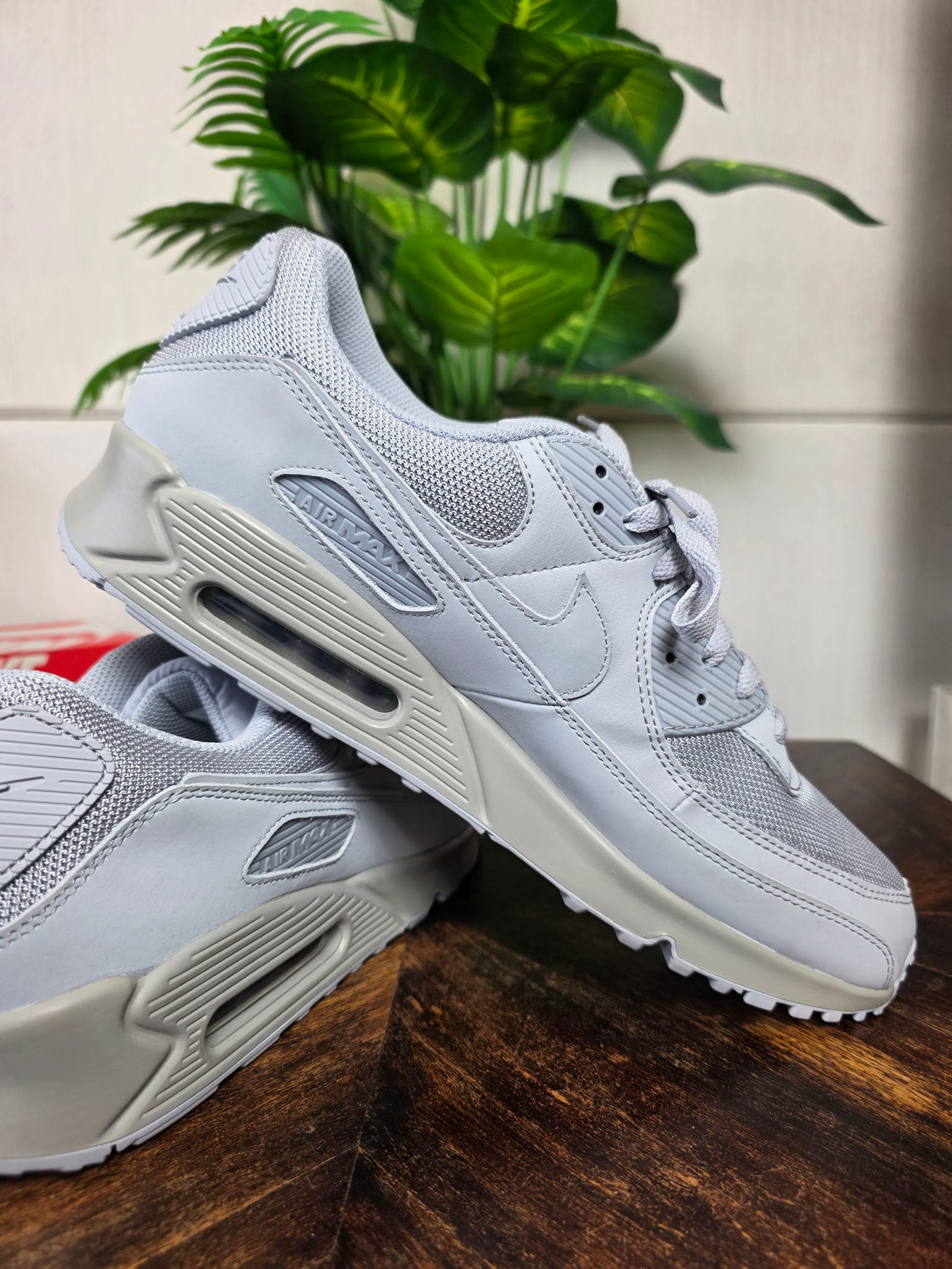 Nike Air Max 90 Triple Wolf Grey maat 48,5