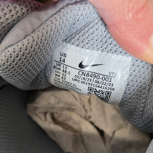 Nike Air Max 90 Triple Wolf Grey maat 48,5