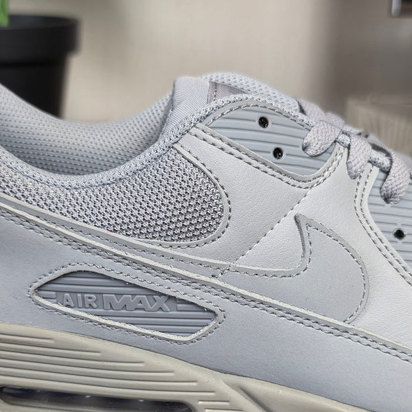 Nike Air Max 90 Triple Wolf Grey maat 48,5