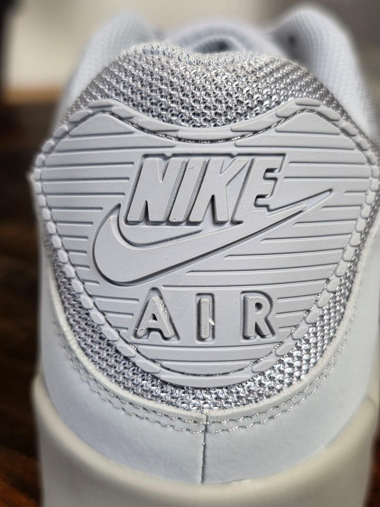 Nike Air Max 90 Triple Wolf Grey maat 48,5