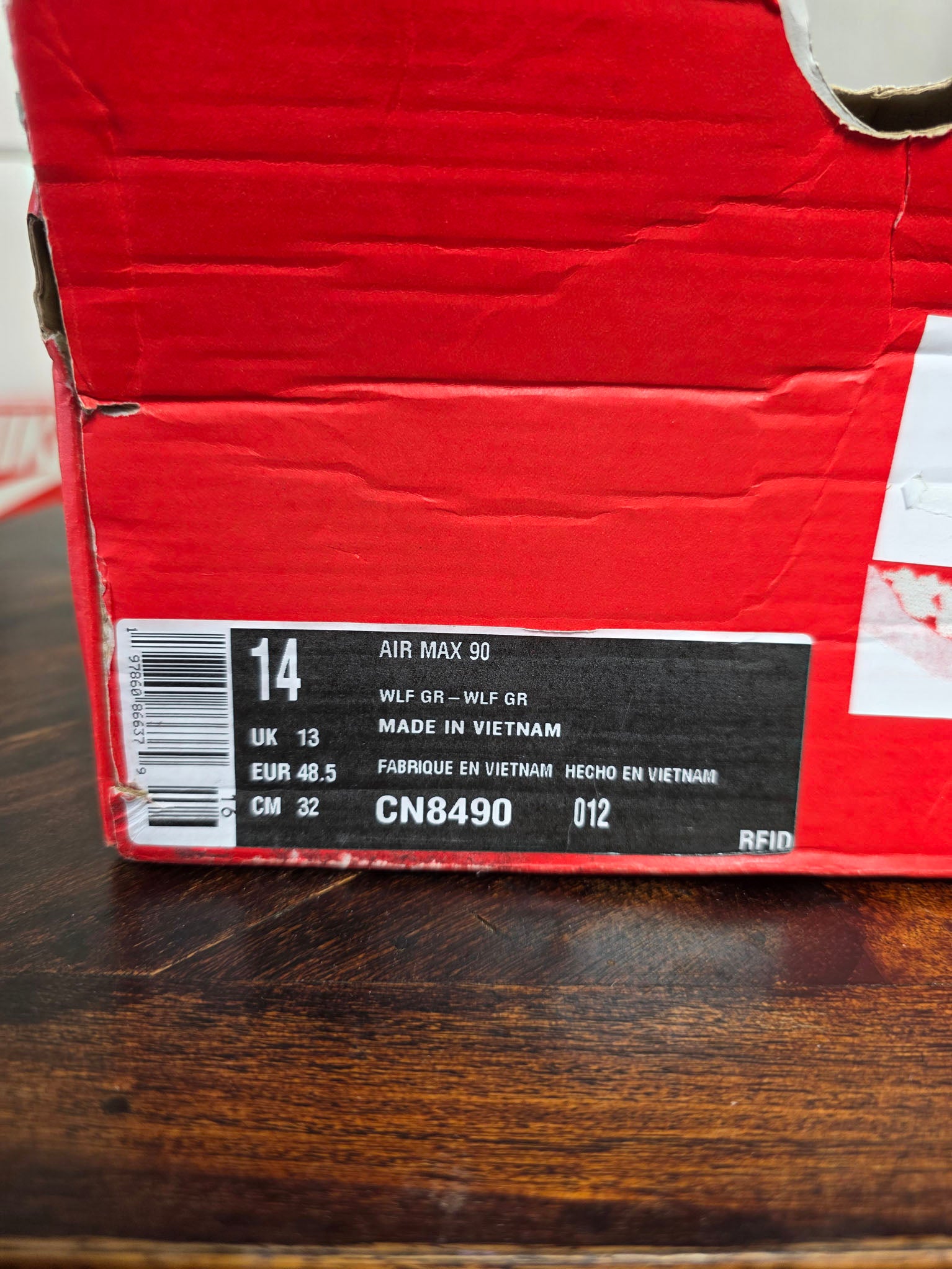 Nike Air Max 90 Triple Wolf Grey maat 48,5