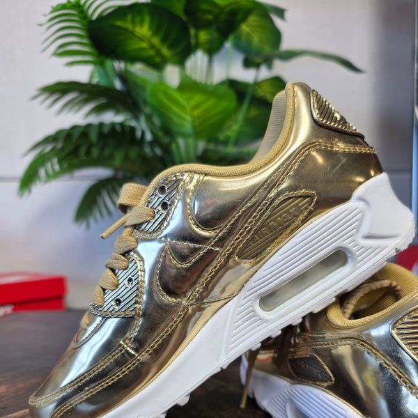 Nike Air Max 90 Metallic Gold maat 36,5
