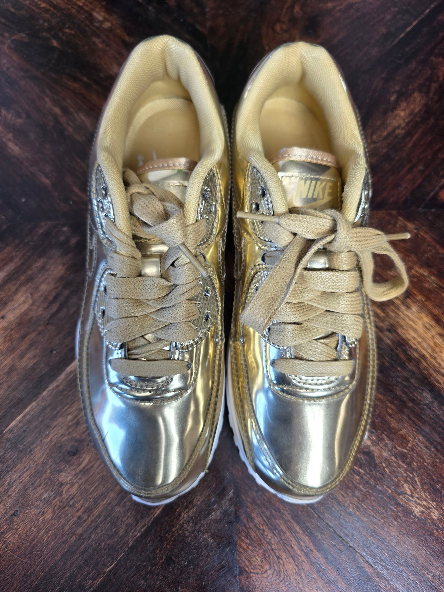 Nike Air Max 90 Metallic Gold maat 36,5