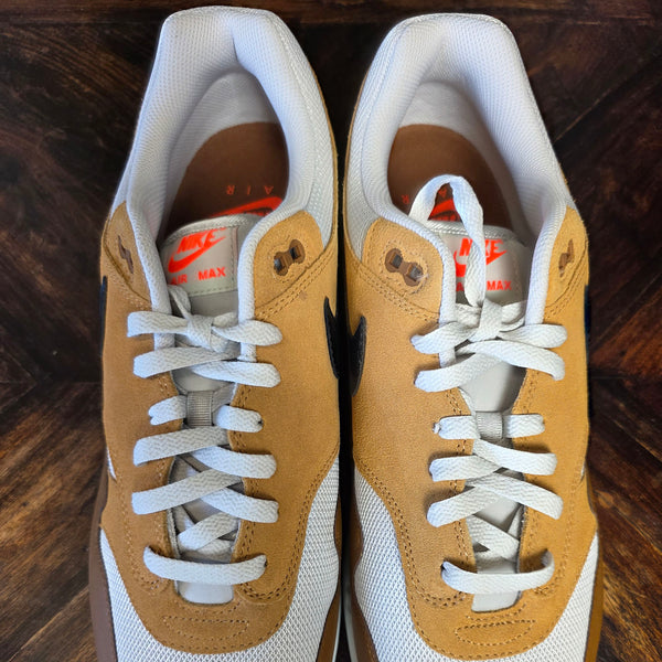 Nike Air Max 1 Escape British Tan Light Bone maat 50,5