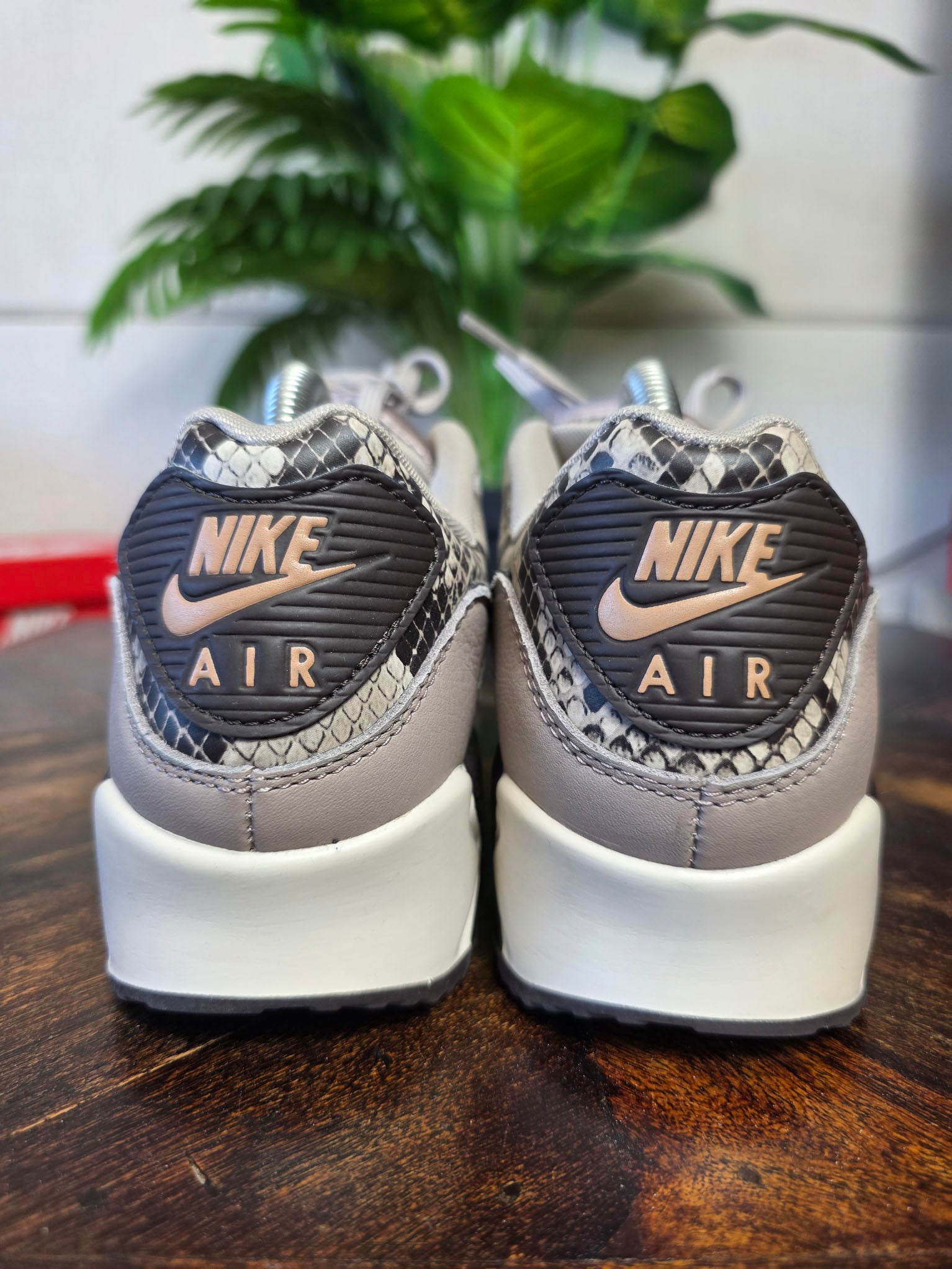 Nike Air Max 90 SE Tan Snakeskin maat 40