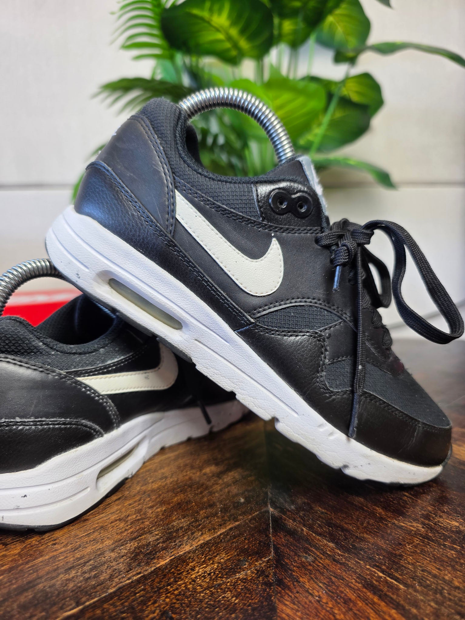Nike Air Max 1 Black White maat 38