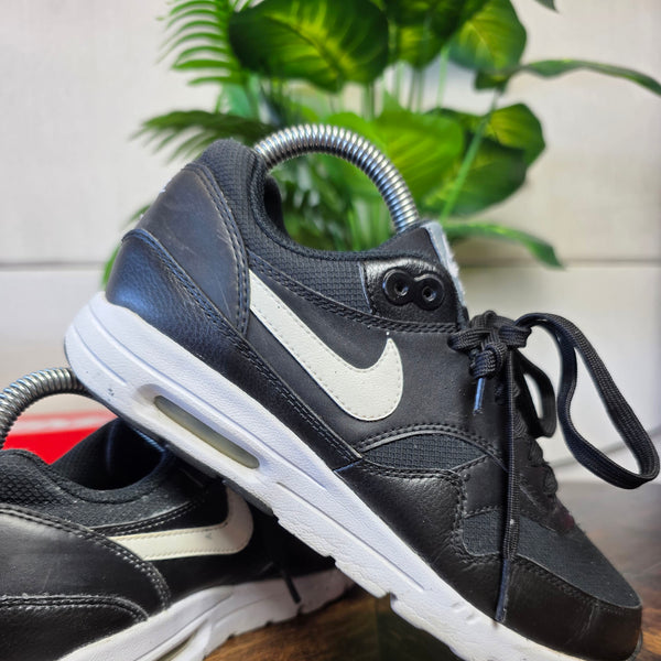 Nike Air Max 1 Black White maat 38