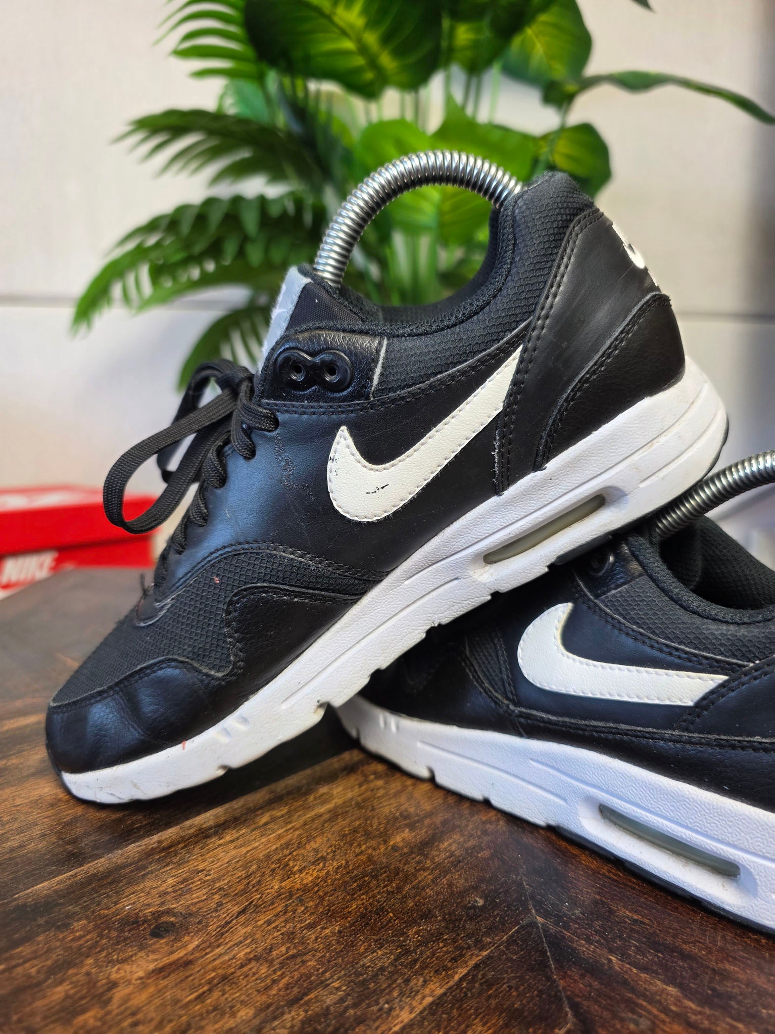 Nike Air Max 1 Black White maat 38