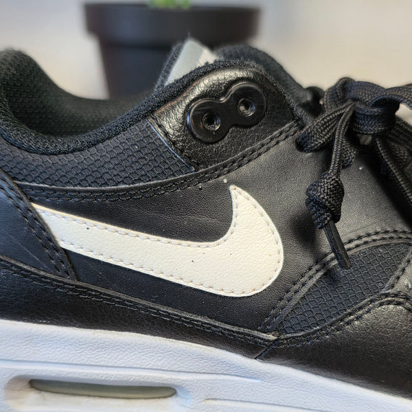 Nike Air Max 1 Black White maat 38