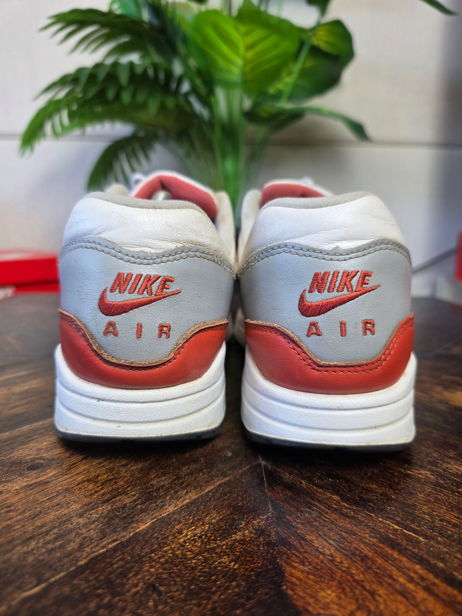 Nike Air Max 1 LV8 Martian Sunrise maat 44,5
