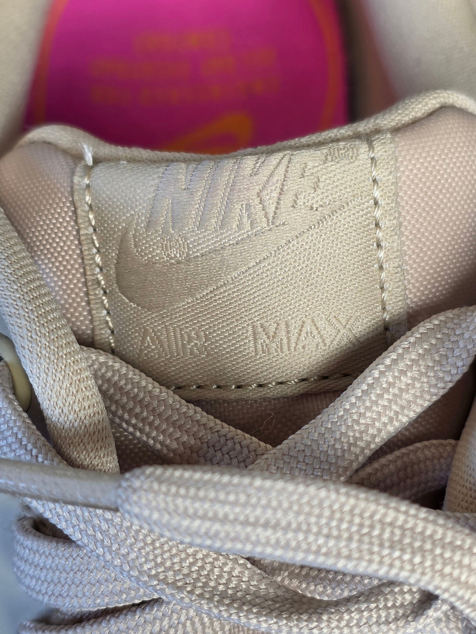 Nike Air Max 1 Liner Tan Pink maat 40