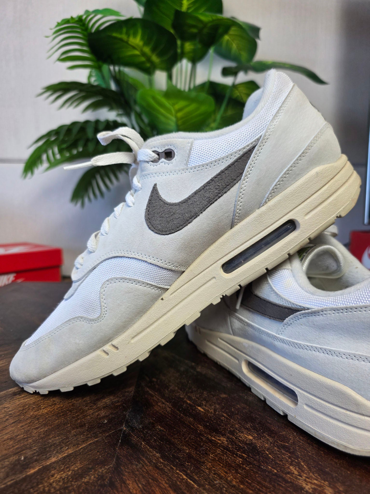 Nike Air Max 1 Sail Ironstone maat 48,5