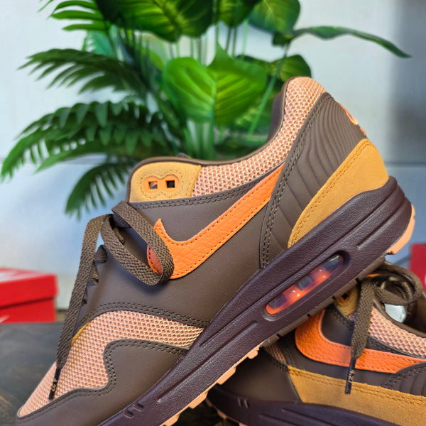 Nike Air Max 1 King's Day maat 42