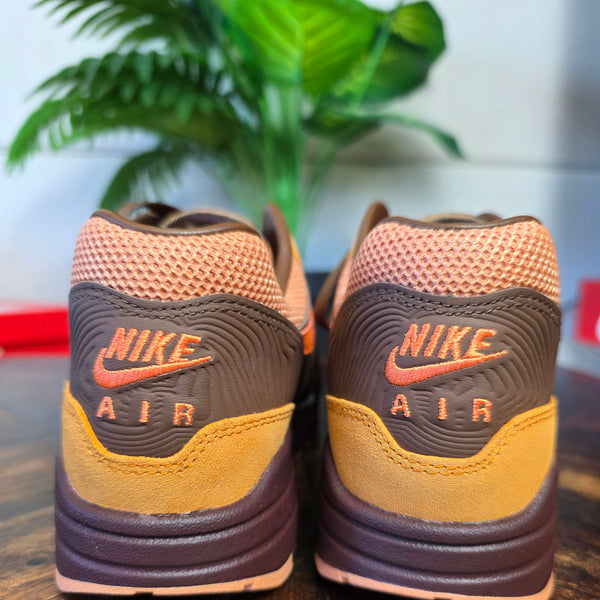 Nike Air Max 1 King's Day maat 42