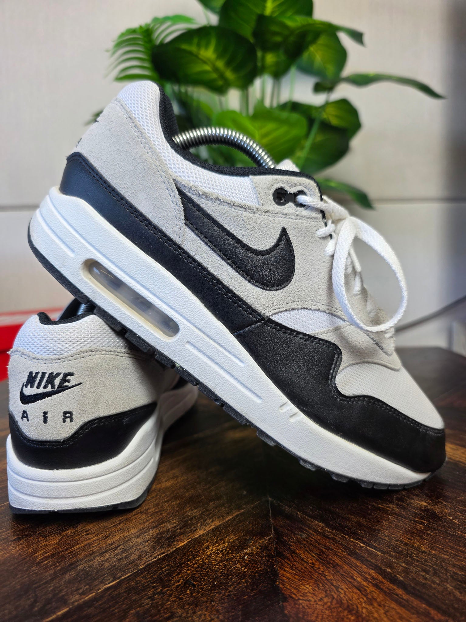 Nike Air Max 1 Essential Black White maat 43