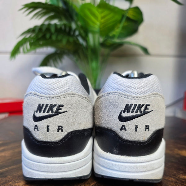 Nike Air Max 1 Essential Black White maat 43