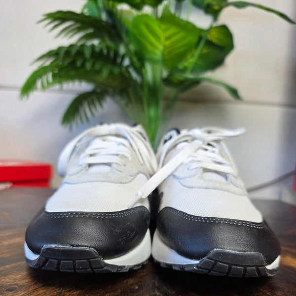 Nike Air Max 1 Essential Black White maat 43