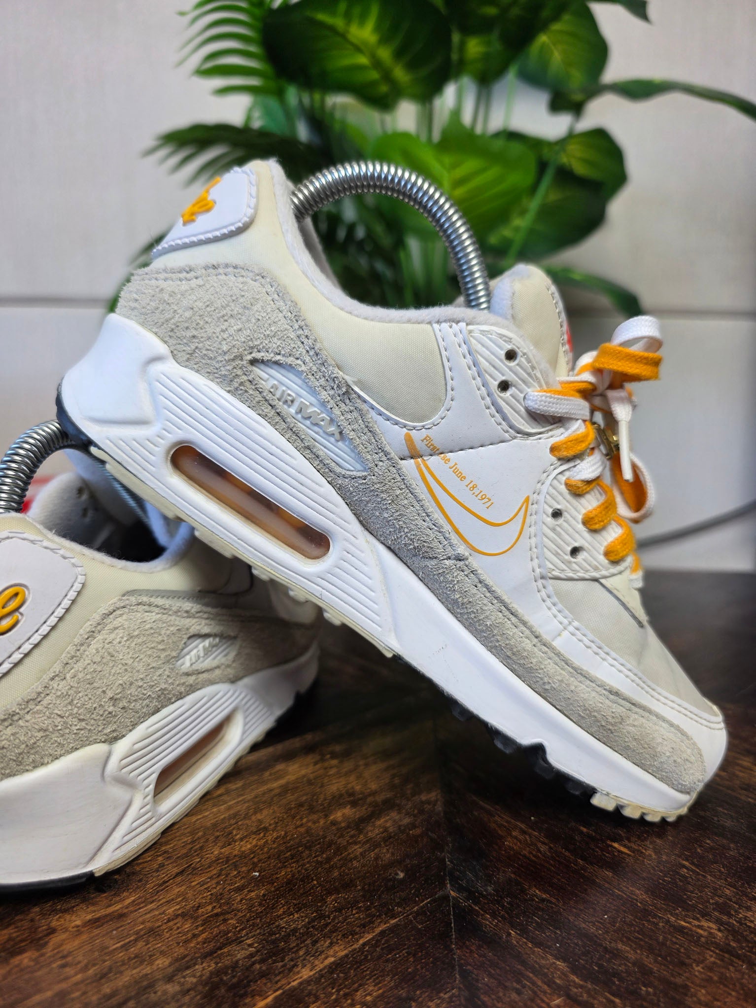 Nike Air Max 90 First Use Light Bone maat 38
