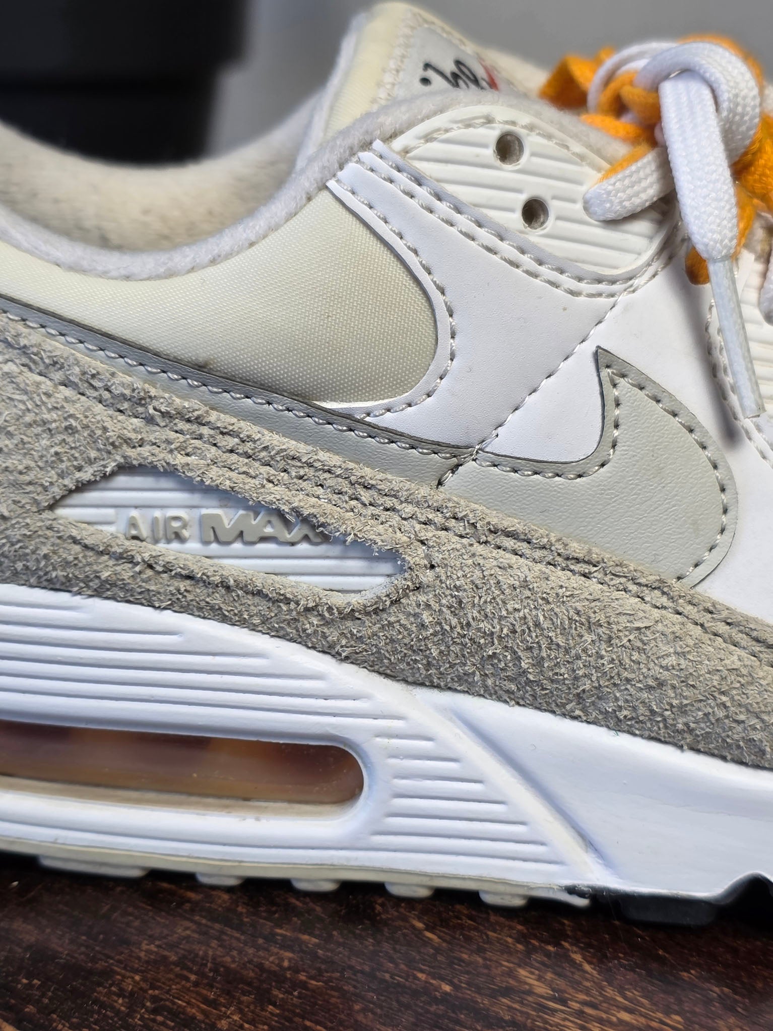 Nike Air Max 90 First Use Light Bone maat 38