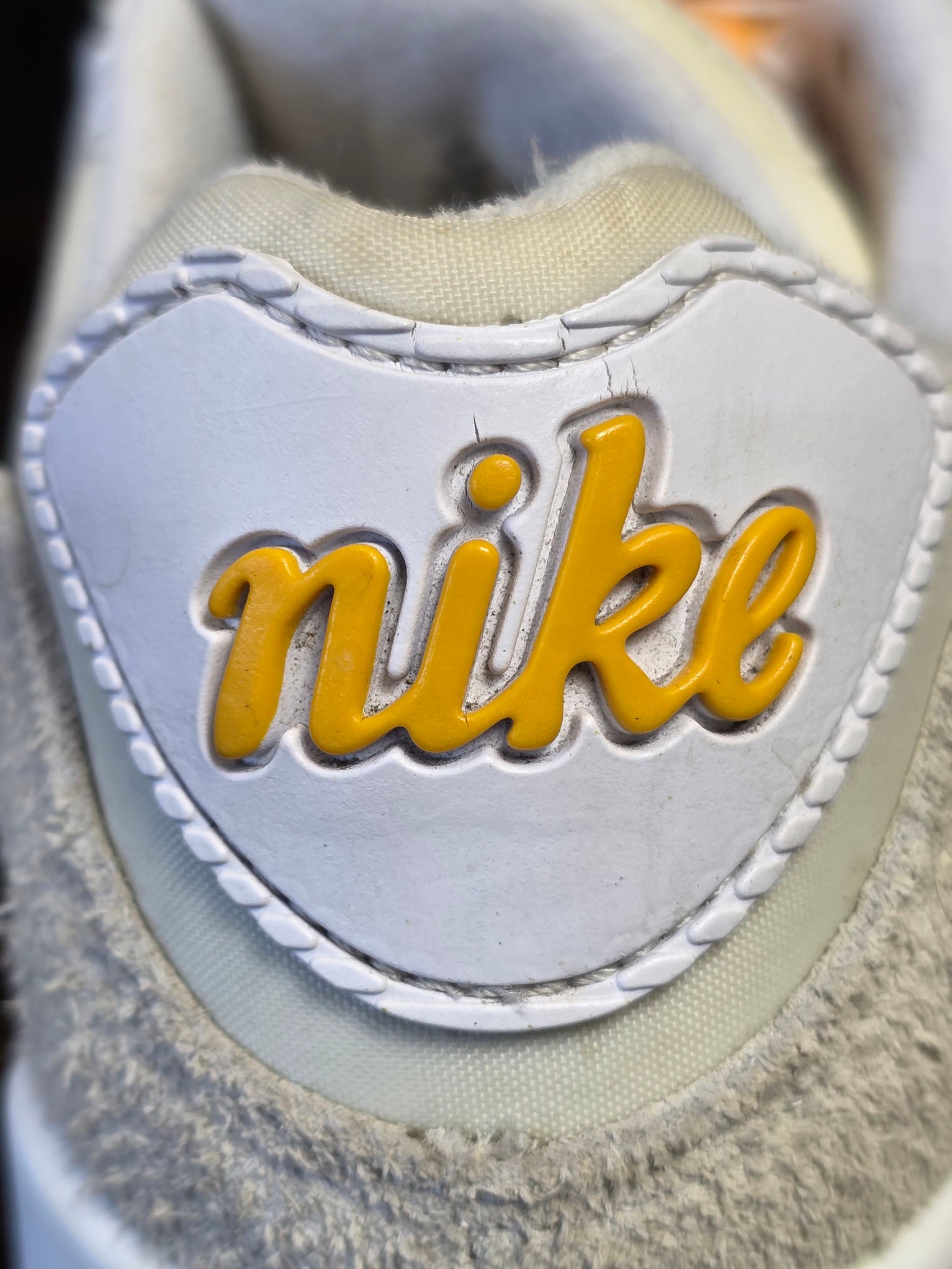 Nike Air Max 90 First Use Light Bone maat 38