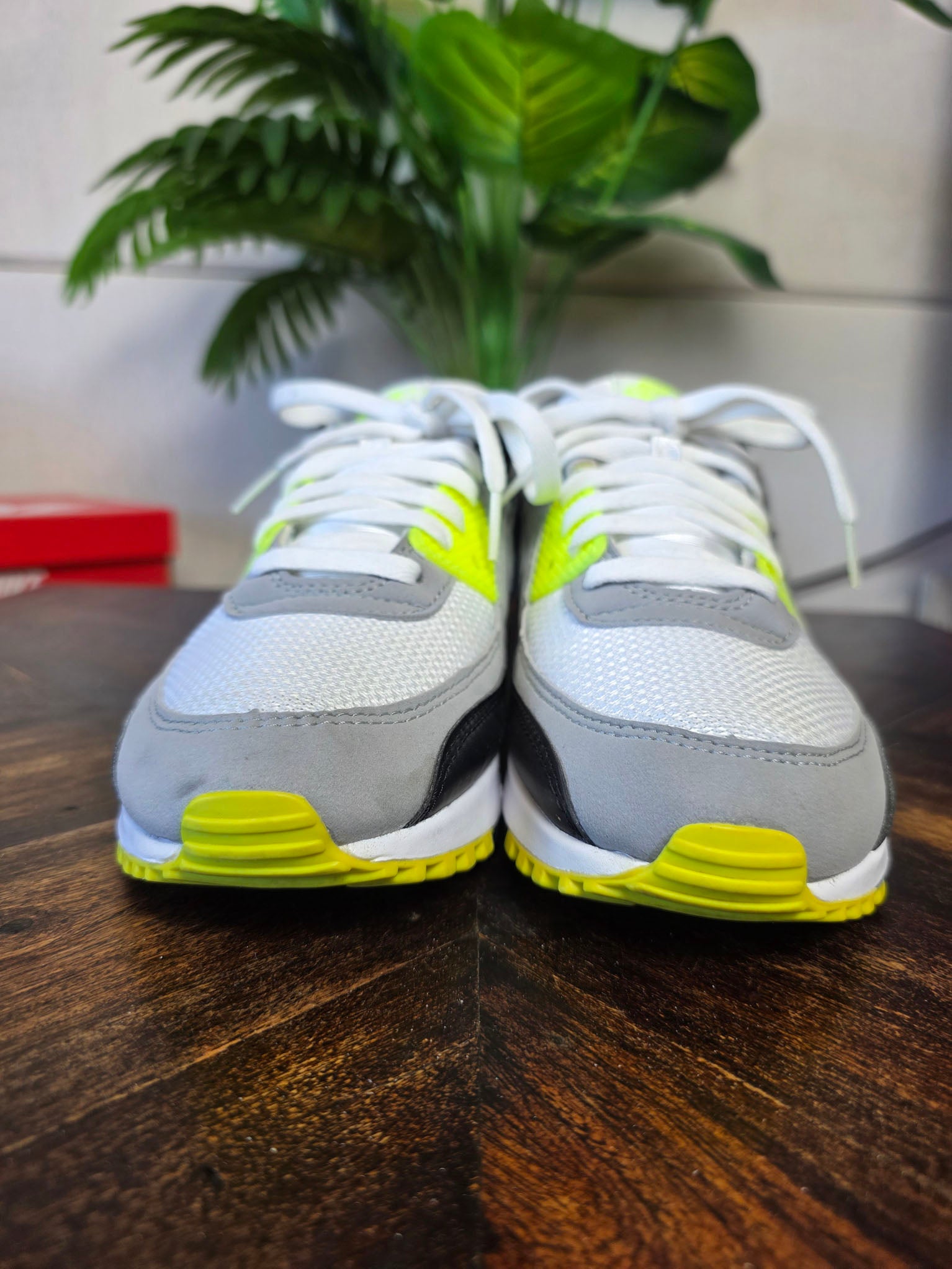 Nike Air Max 90 OG Volt maat 42,5