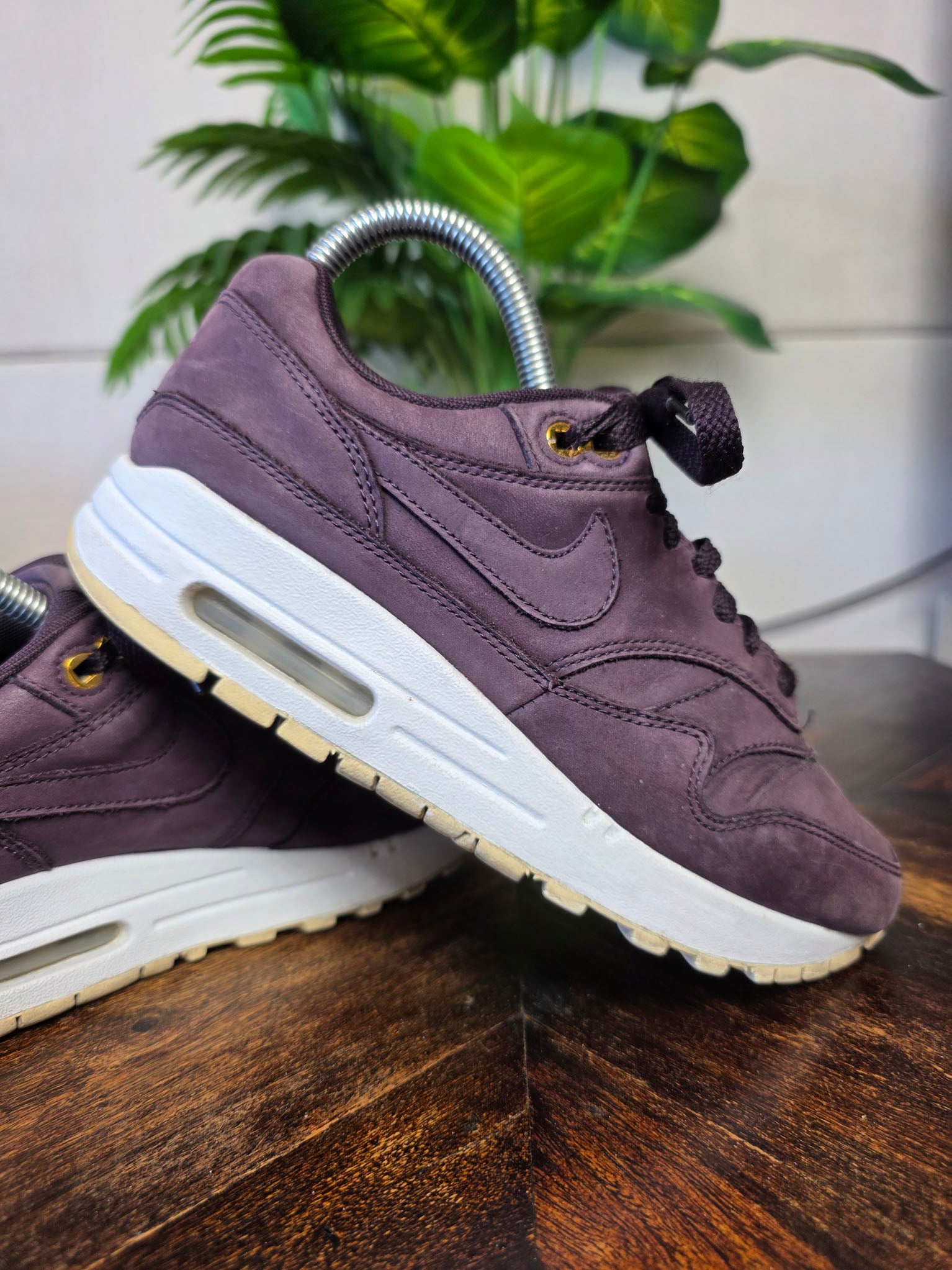Nike Air Max 1 Premium Port Paars maat 36,5