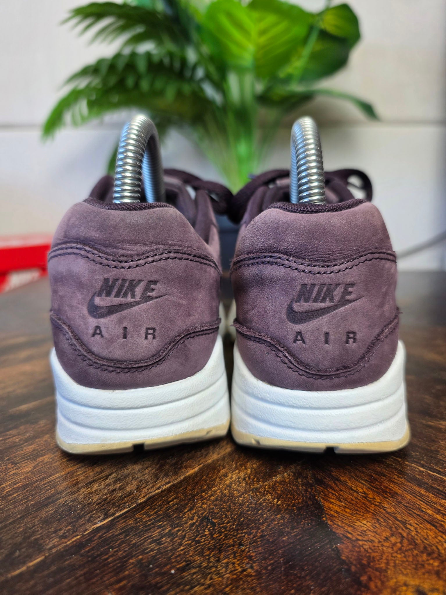 Nike Air Max 1 Premium Port Paars maat 36,5