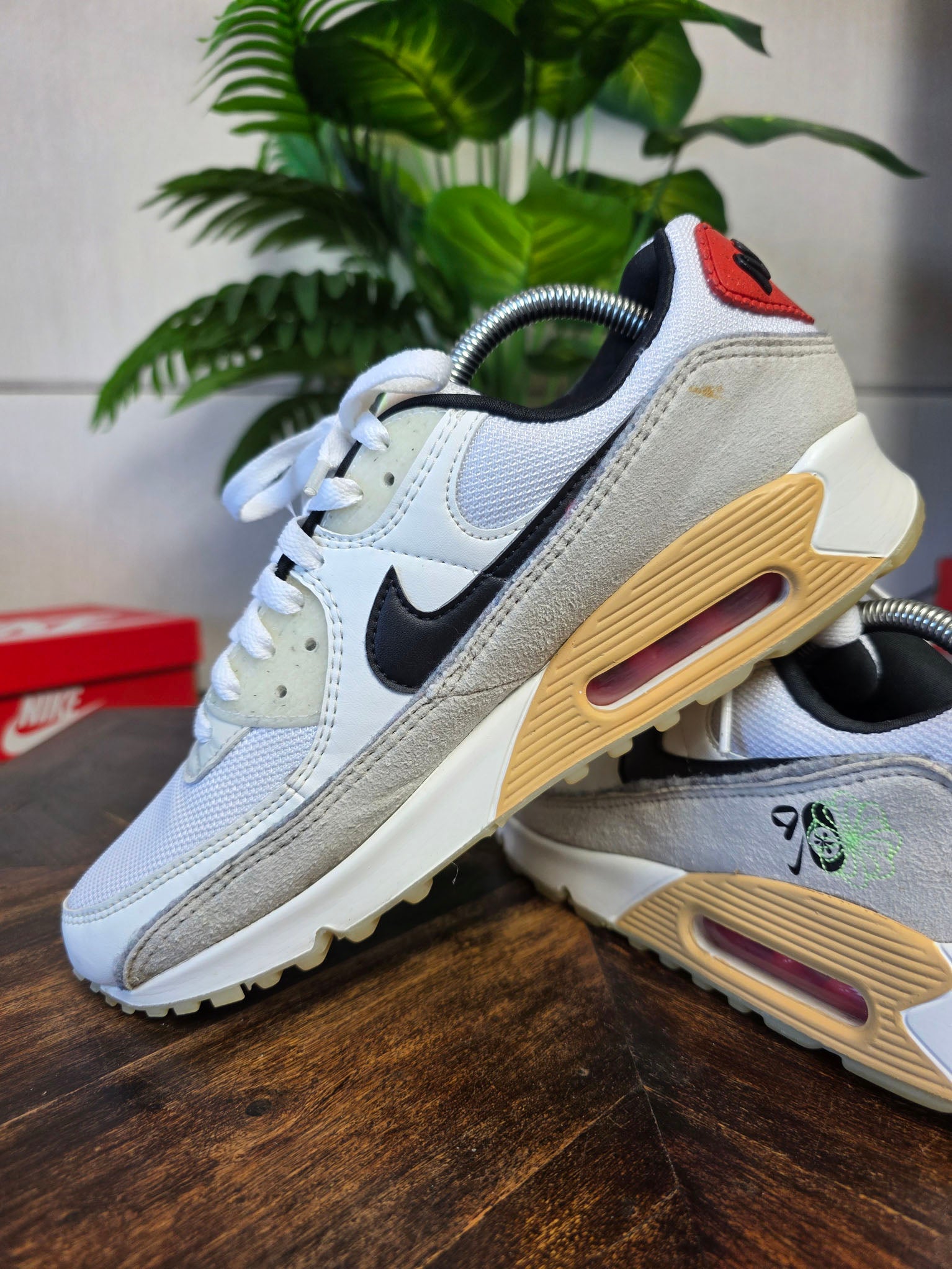 Nike Air Max 90 SE "Psychedelic" maat 42,5