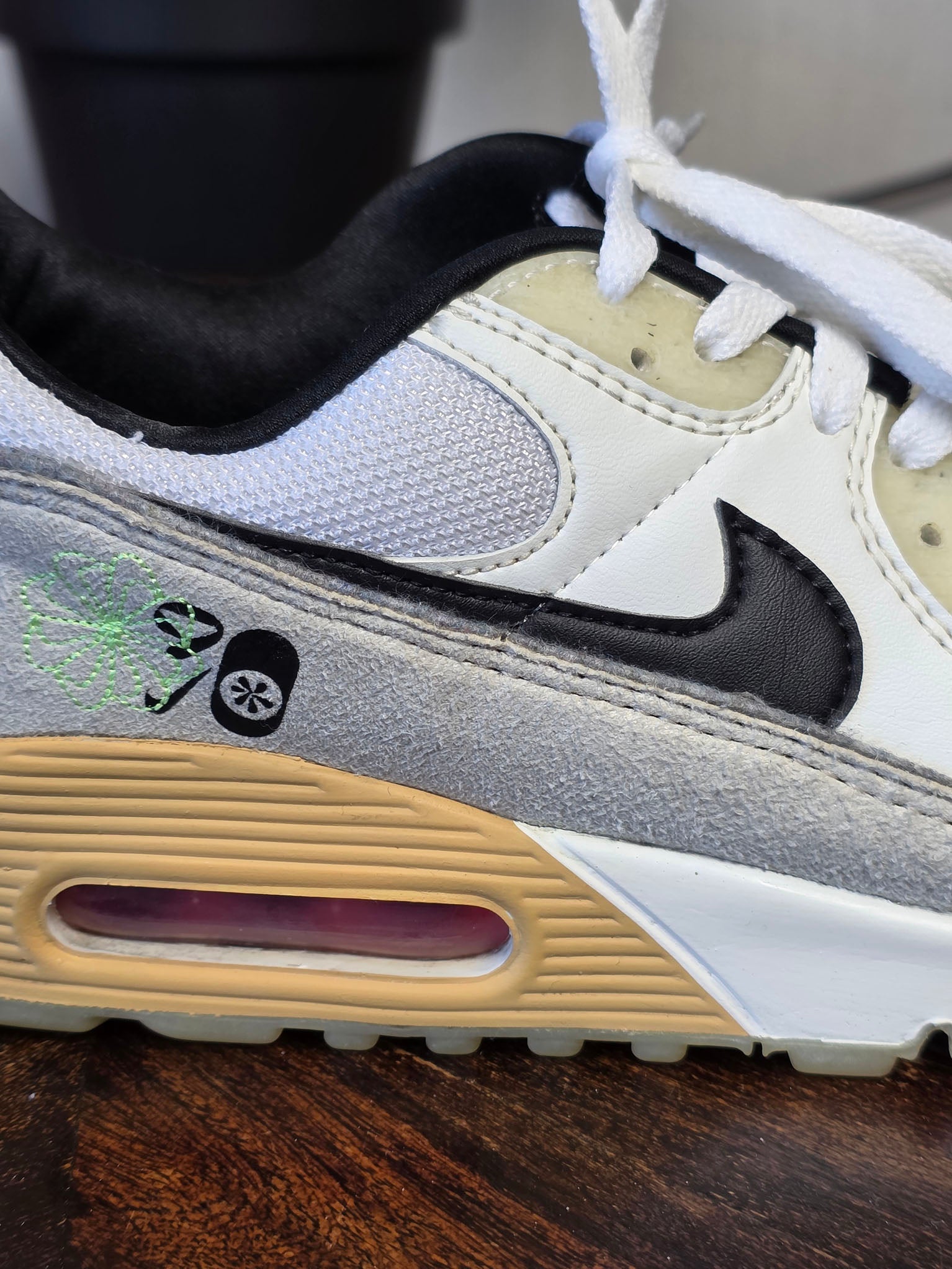 Nike Air Max 90 SE "Psychedelic" maat 42,5