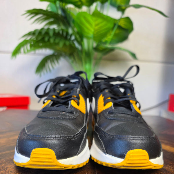 Nike Air Max 90 GS Black University Gold maat 38