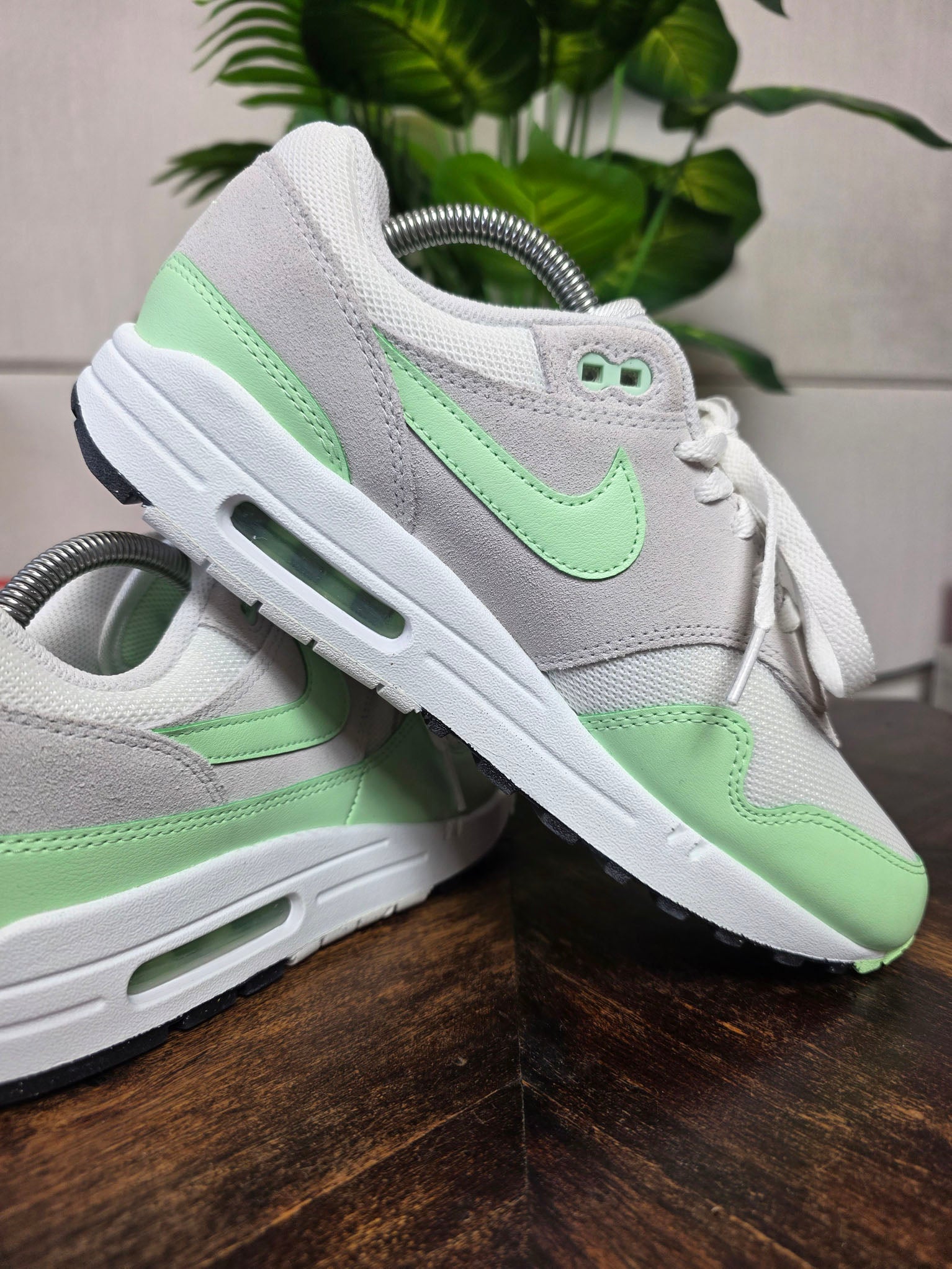 Nike Air Max 1 Essential Vapor Green maat 42