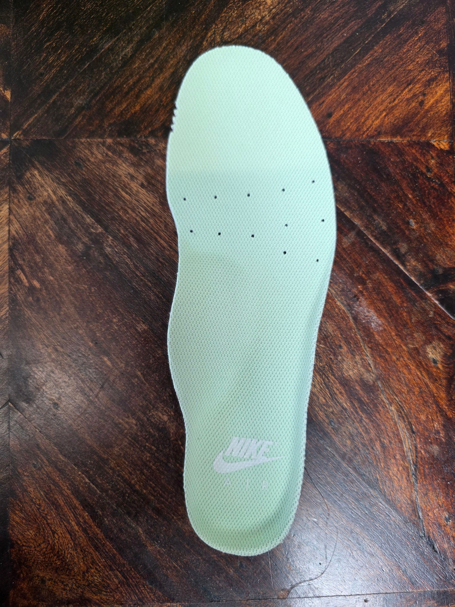 Nike Air Max 1 Essential Vapor Green maat 42