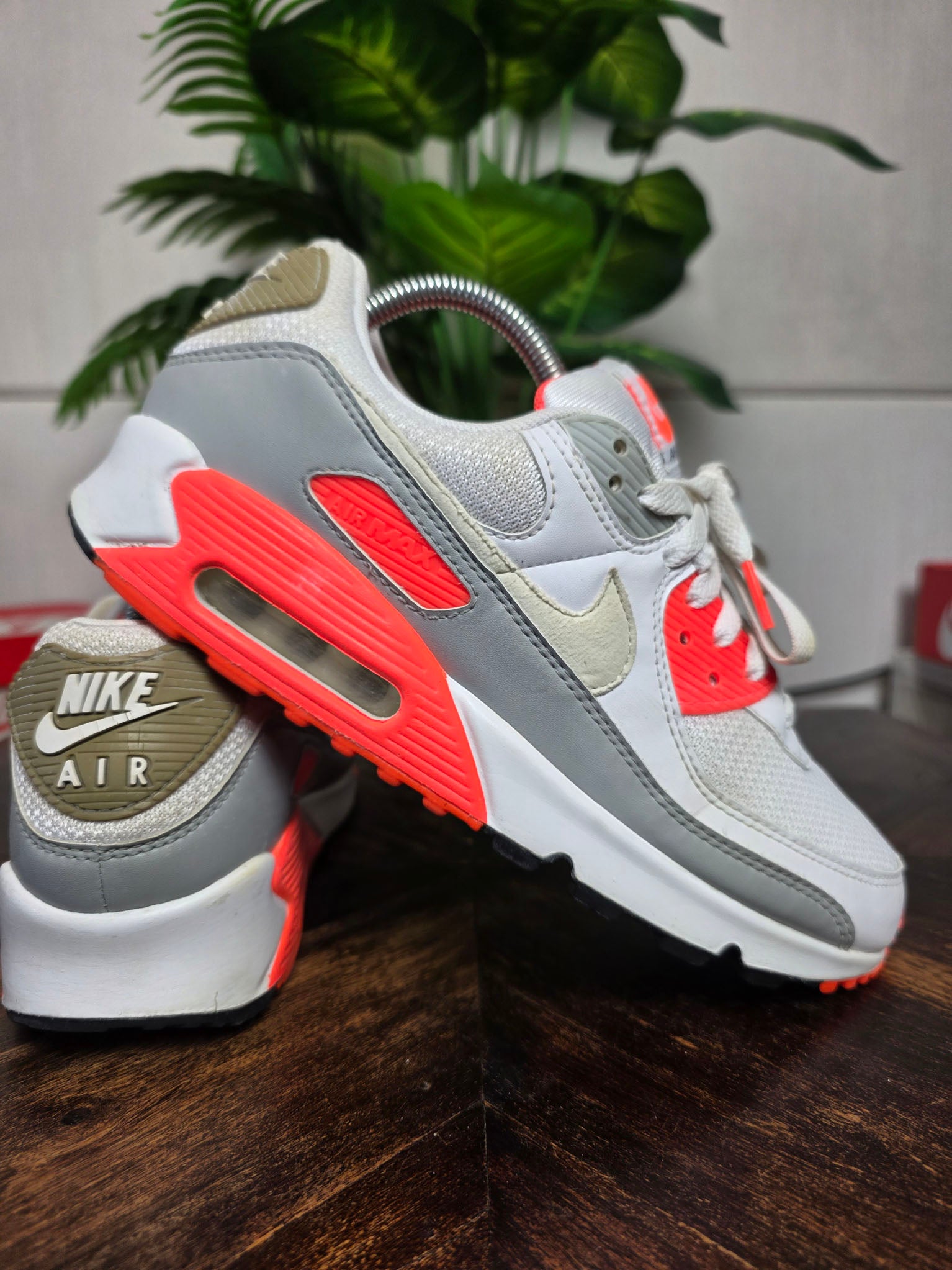 Nike Air Max 90 Hyper Orange maat 42