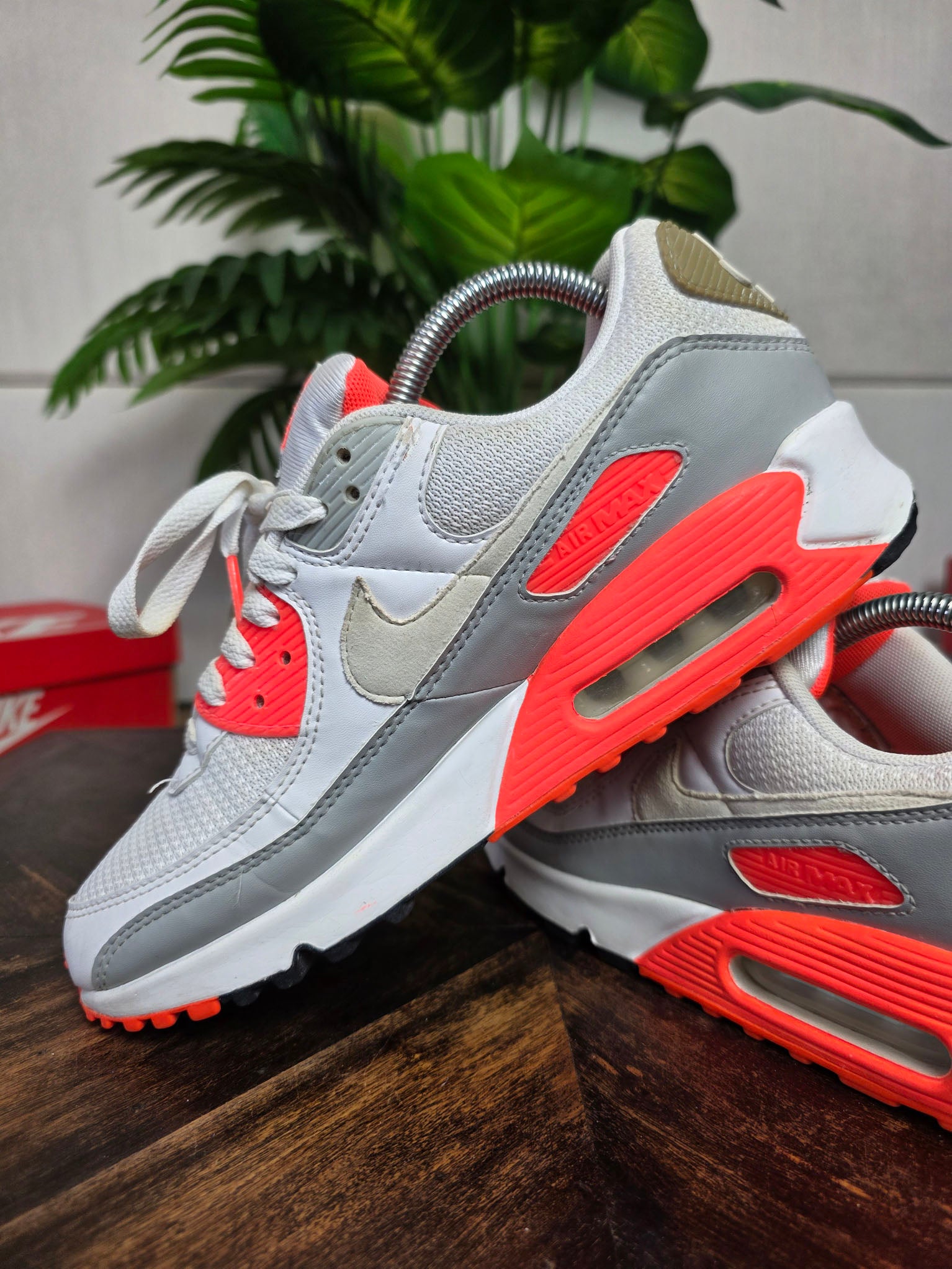 Nike Air Max 90 Hyper Orange maat 42