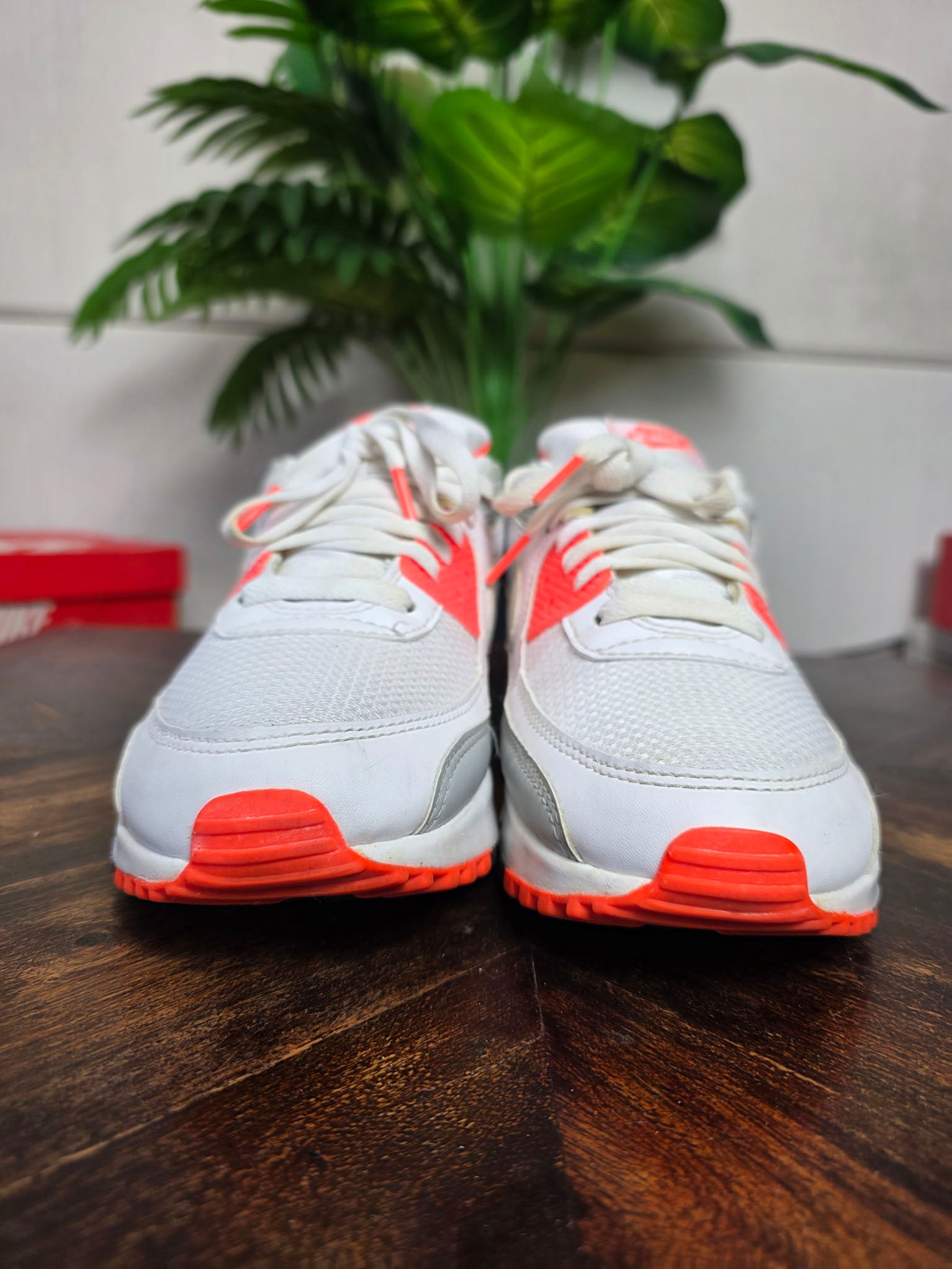 Nike Air Max 90 Hyper Orange maat 42
