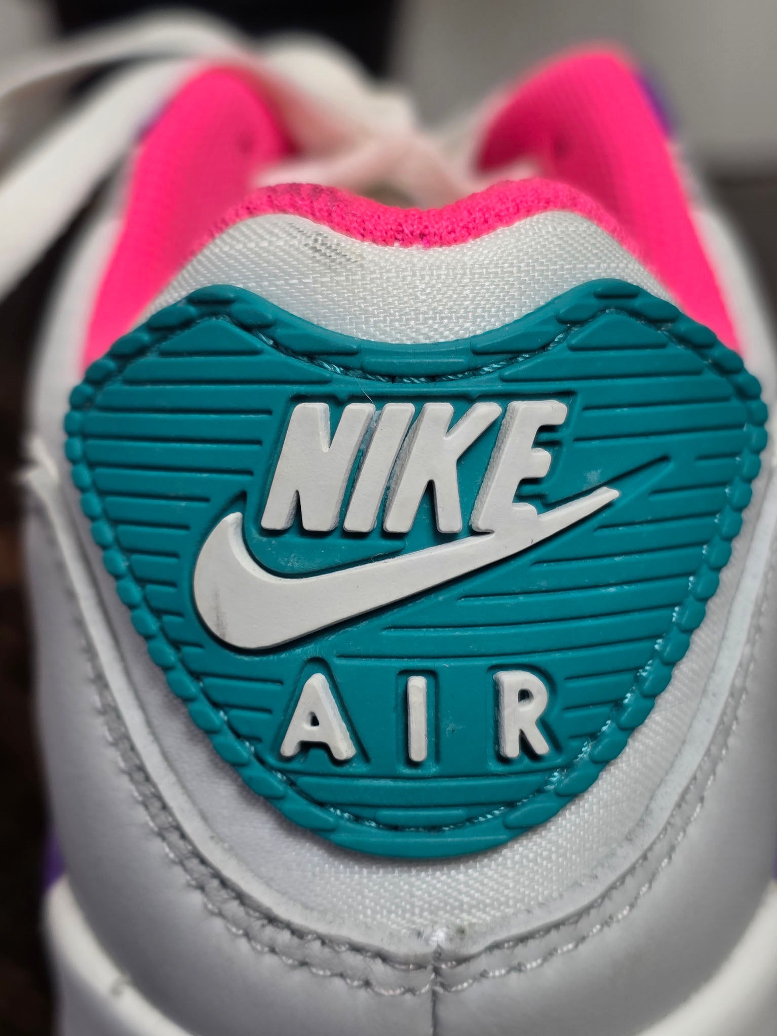 Nike Air Max 90 Photon Dust maat 38