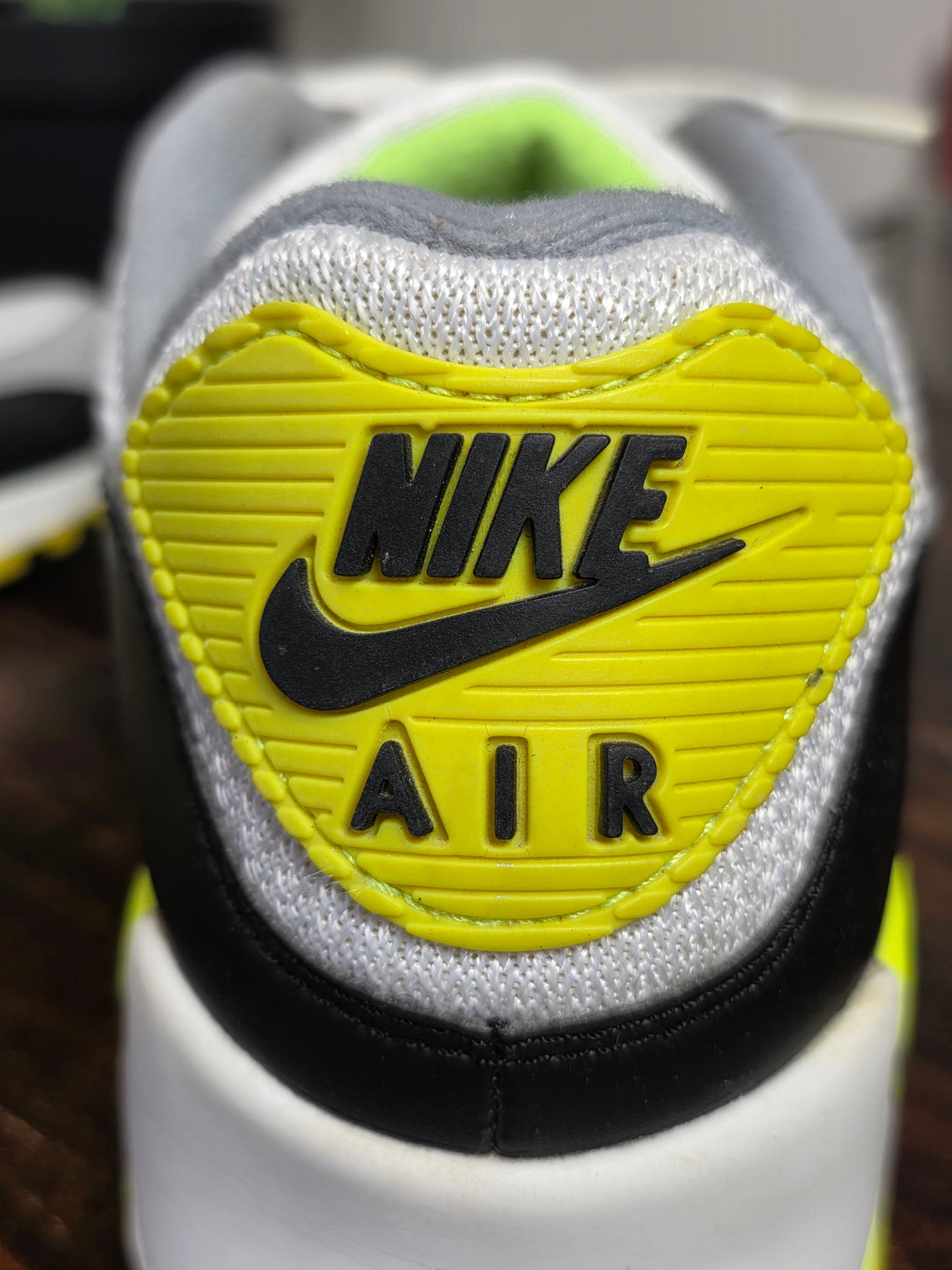 Nike Air Max 90 OG Volt maat 45