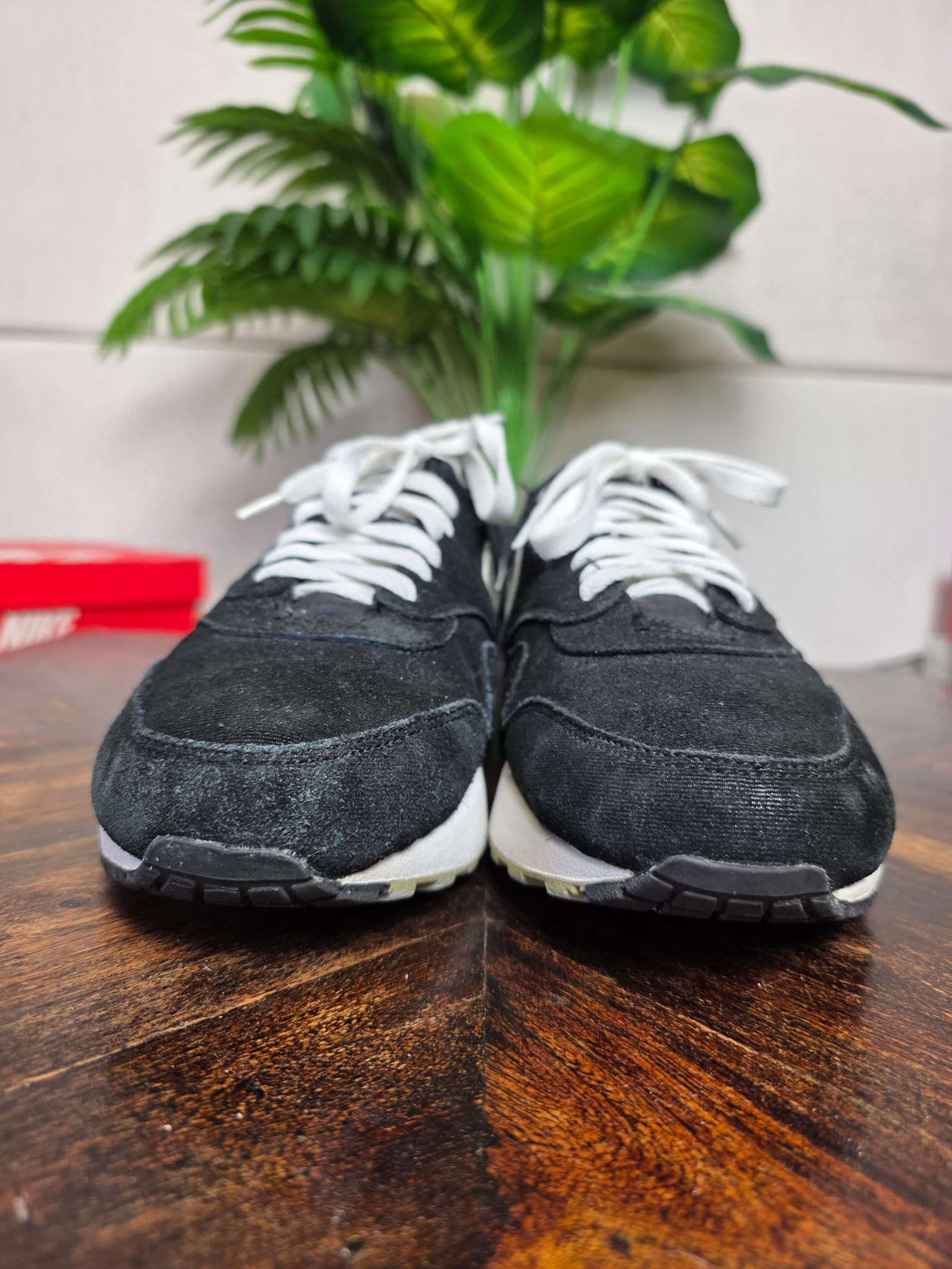 Nike Air Max 1 Premium Black Metallic Silver White maat 42,5