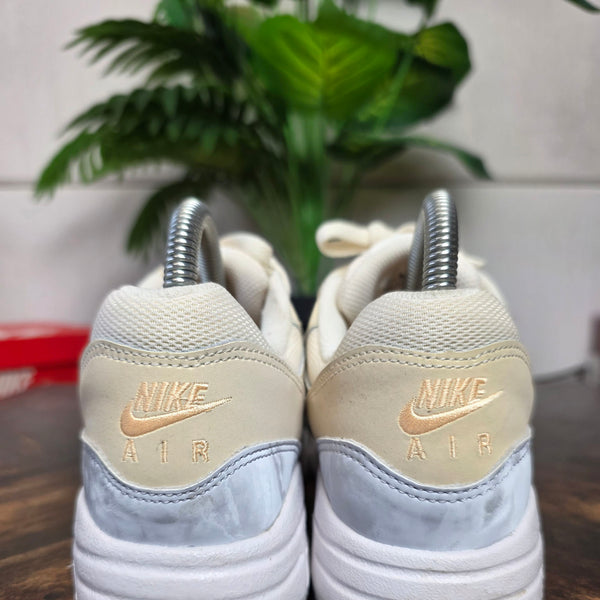 Nike Air Max 1 Pale Ivory maat 36,5